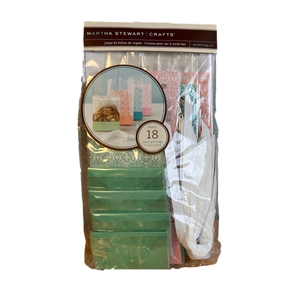 Martha Stewart 18 Goodie Gift Bag Kit New & Sealed 2007 Recipe